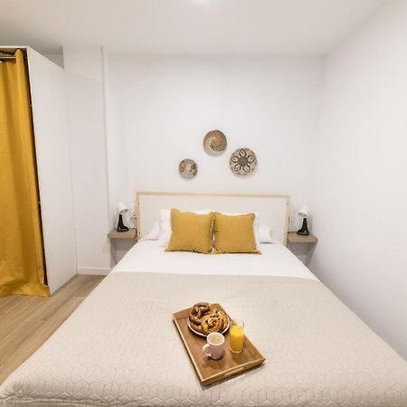 Moonkey - Apto. Albeniz, Con Acogedor Patio Alicante Dış mekan fotoğraf