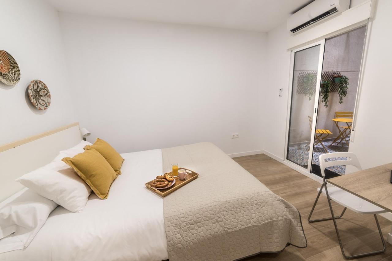 Moonkey - Apto. Albeniz, Con Acogedor Patio Alicante Dış mekan fotoğraf